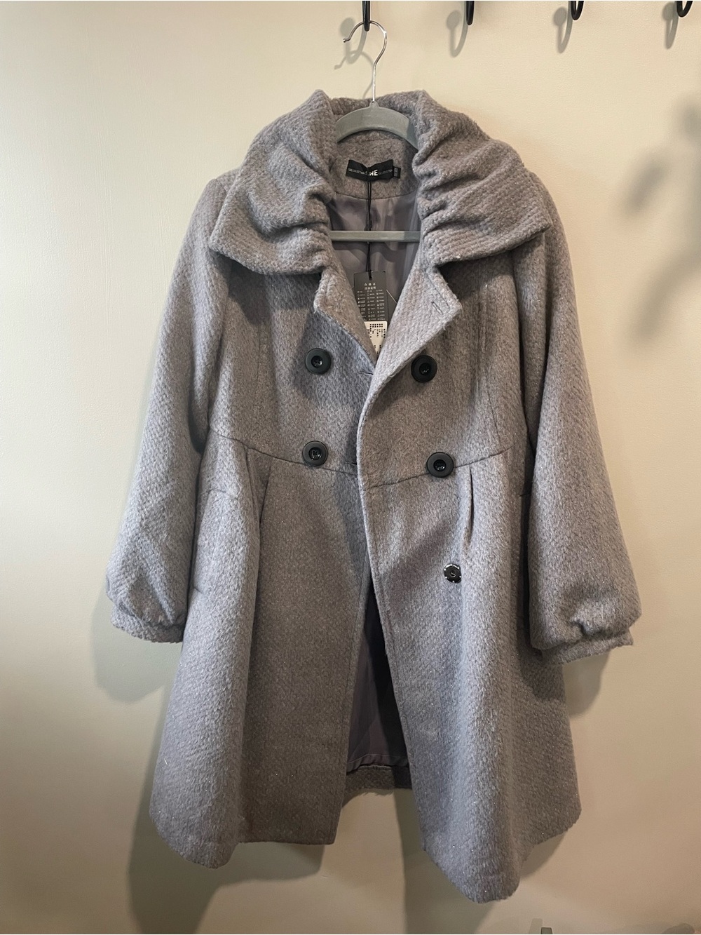 Soft Gray Women's Wool-Blend Coat with Draped Collar